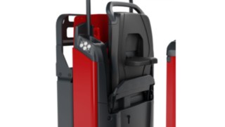 Az N20 – N25 modellek háttámlája lehajtott vezetőüléssel.