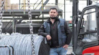A Linde Steer Control tesztelésében részt vevő WDI Hamm alkalmazottjának beszámolója. A Linde Steer Control tesztelésében részt vevő WDI Hamm alkalmazottjának beszámolója.