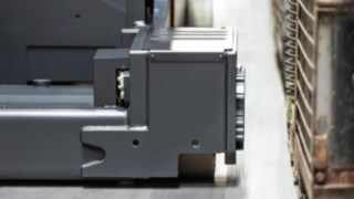 Aktív stabilitásvezérlésű K típusú targonca a raktárban K típusú targonca aktív stabilitásvezérléssel