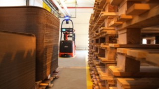 A Linde automatizált targoncája A Linde automatizált targoncája