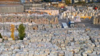 Újrahasznosított papír a Barcelona Cartonboardnál Újrahasznosított papír a Barcelona Cartonboardnál