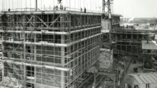 Építkezési terület állványzattal a Linde MH-nál Aschaffenburgban Építkezési terület állványzattal a Linde MH-nál Aschaffenburgban