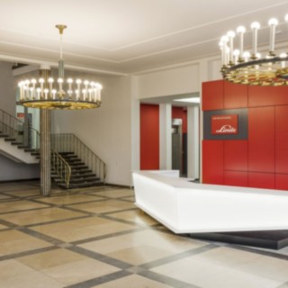 A Linde MH előcsarnoka Aschaffenburgban A Linde MH előcsarnoka Aschaffenburgban