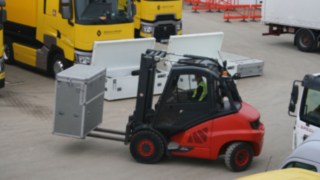 A Linde belsőégésű motoros targoncája, Renault Forma-1