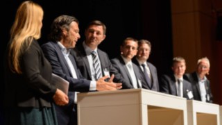 Színpadi vita a 6. Material Handling Symposium lezárásaként Színpadi vita a 6. Material Handling Symposium lezárásaként