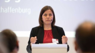 Susan Jung, Szövetségi Digitális Ügyek és Közlekedési Minisztérium (BMDV) Susan Jung, Szövetségi Digitális Ügyek és Közlekedési Minisztérium (BMDV)