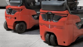 A kormányzott tengely különféle változatokban áll rendelkezésre egyedi konfigurációkhoz. A Linde targoncák lengőtengelyének részletes bemutatása.