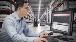 Munkavégzés a számítógépen