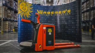 Linde targoncákkal nyit a Waberer’s a jövő felé! Linde targoncákkal nyit a Waberer’s a jövő felé!